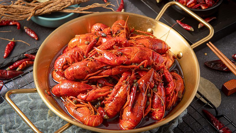 零食批发：厂家直销与代工生产的区别解析